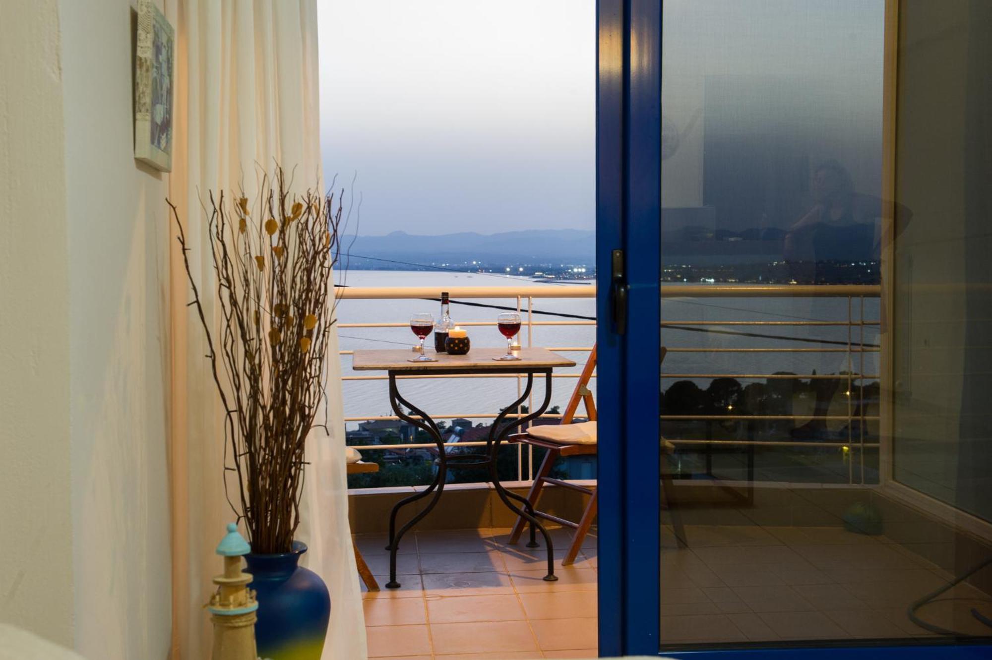 Kamari Blue Apartments Kalamata Zewnętrze zdjęcie