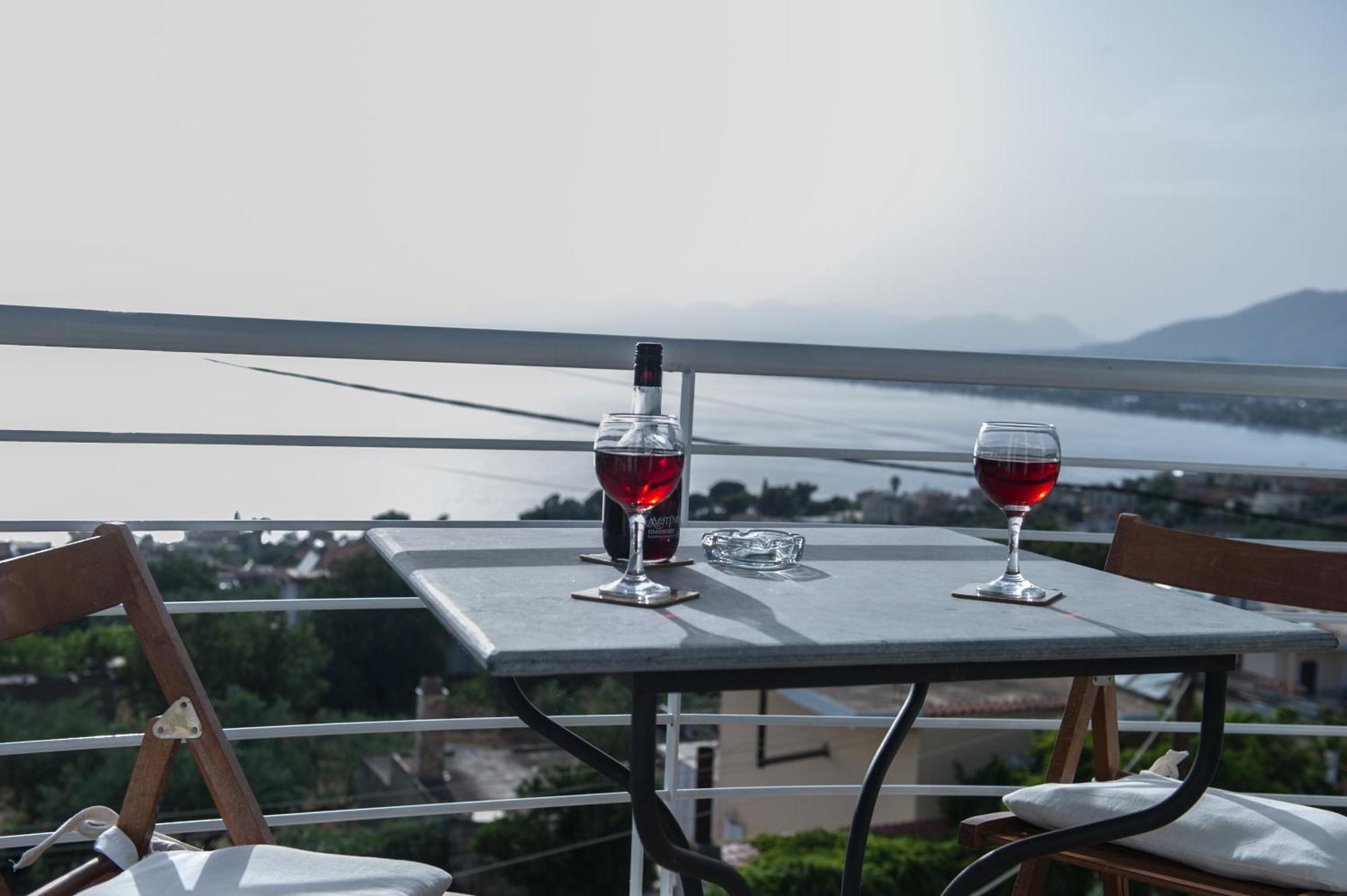 Kamari Blue Apartments Kalamata Zewnętrze zdjęcie