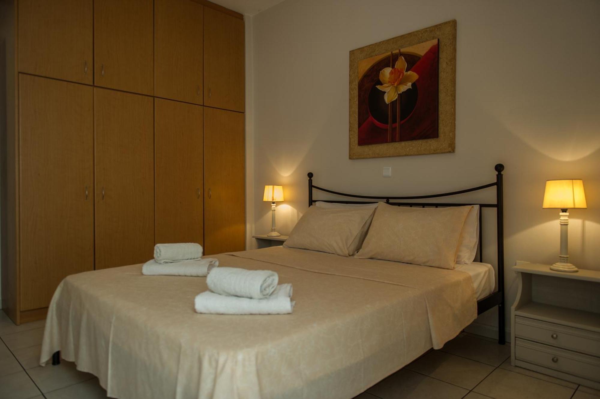 Kamari Blue Apartments Kalamata Zewnętrze zdjęcie