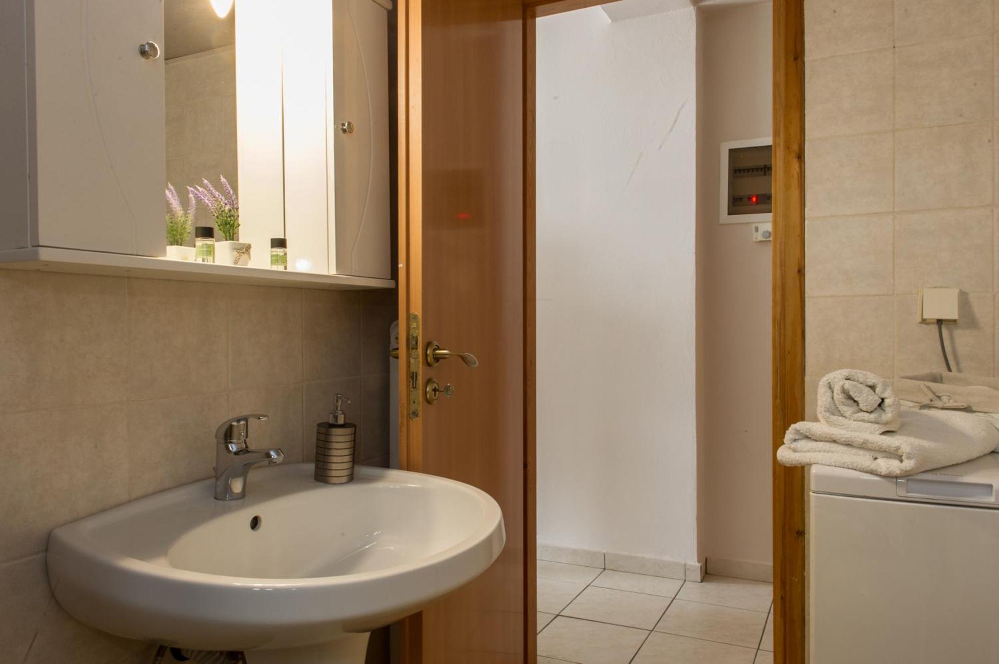 Kamari Blue Apartments Kalamata Zewnętrze zdjęcie